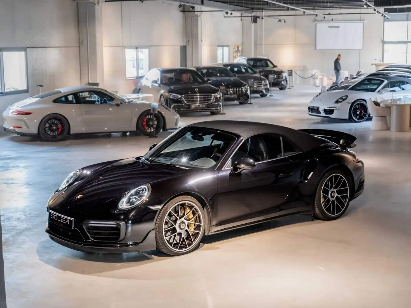 Porsche 991 (991 II) Turbo S Cabriolet Nero - 1