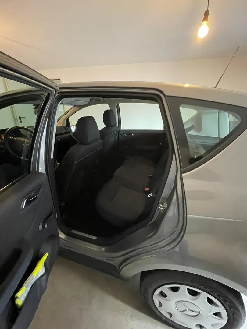 Mercedes-Benz A 170 A 170 Autotronic Classic Edition 10 Grau - 2