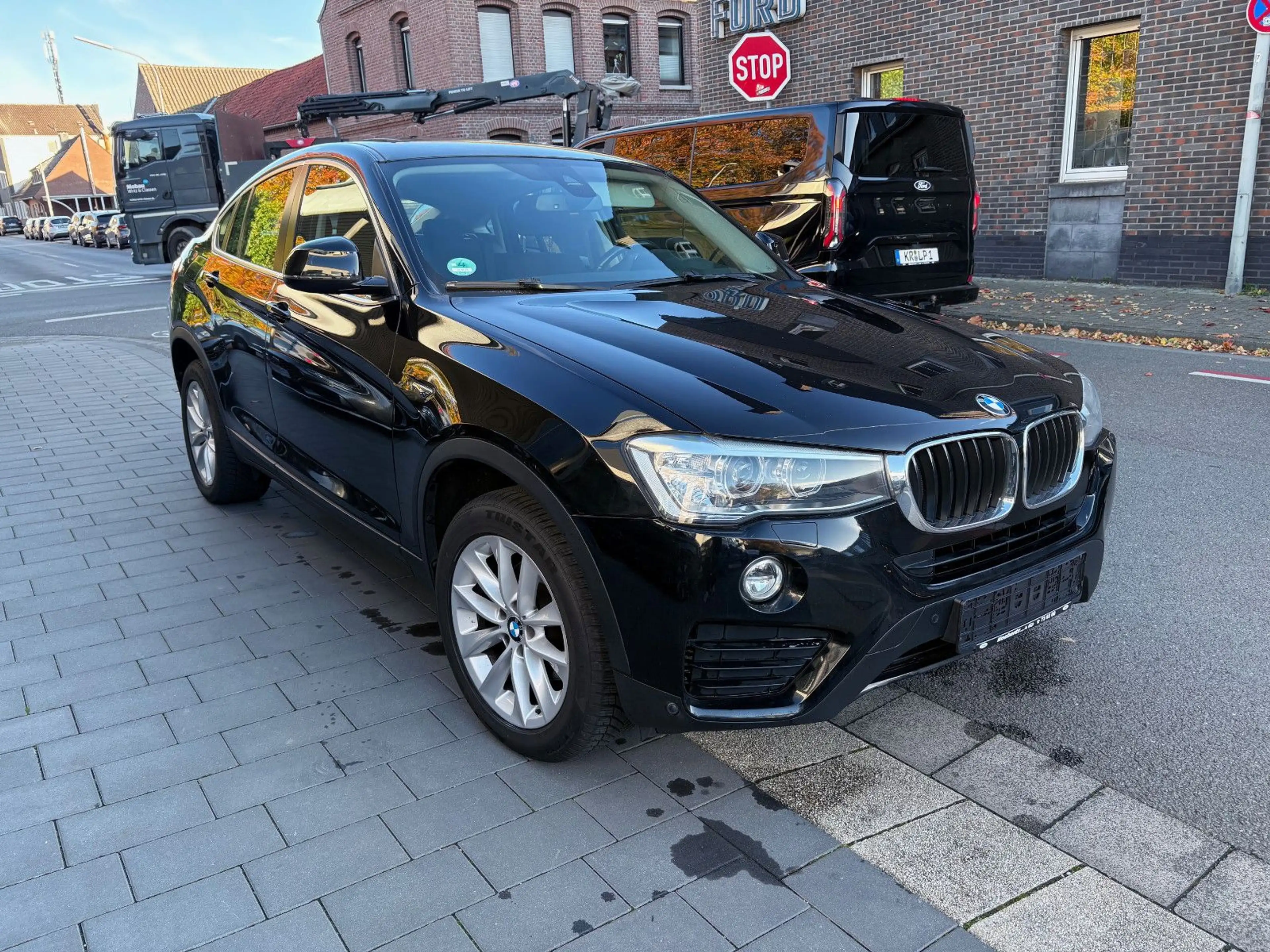 BMW X4 xDrive 20 d-wenig KM!-AUTOMATIK — photo 3
