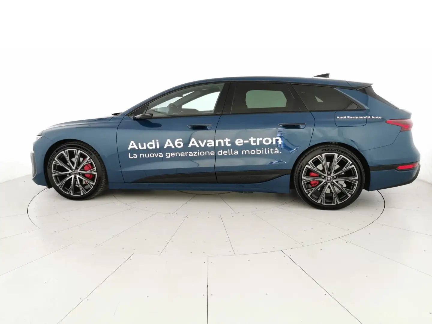Audi A6 Avant e-tron performance Business 367cv Blu/Azzurro - 2