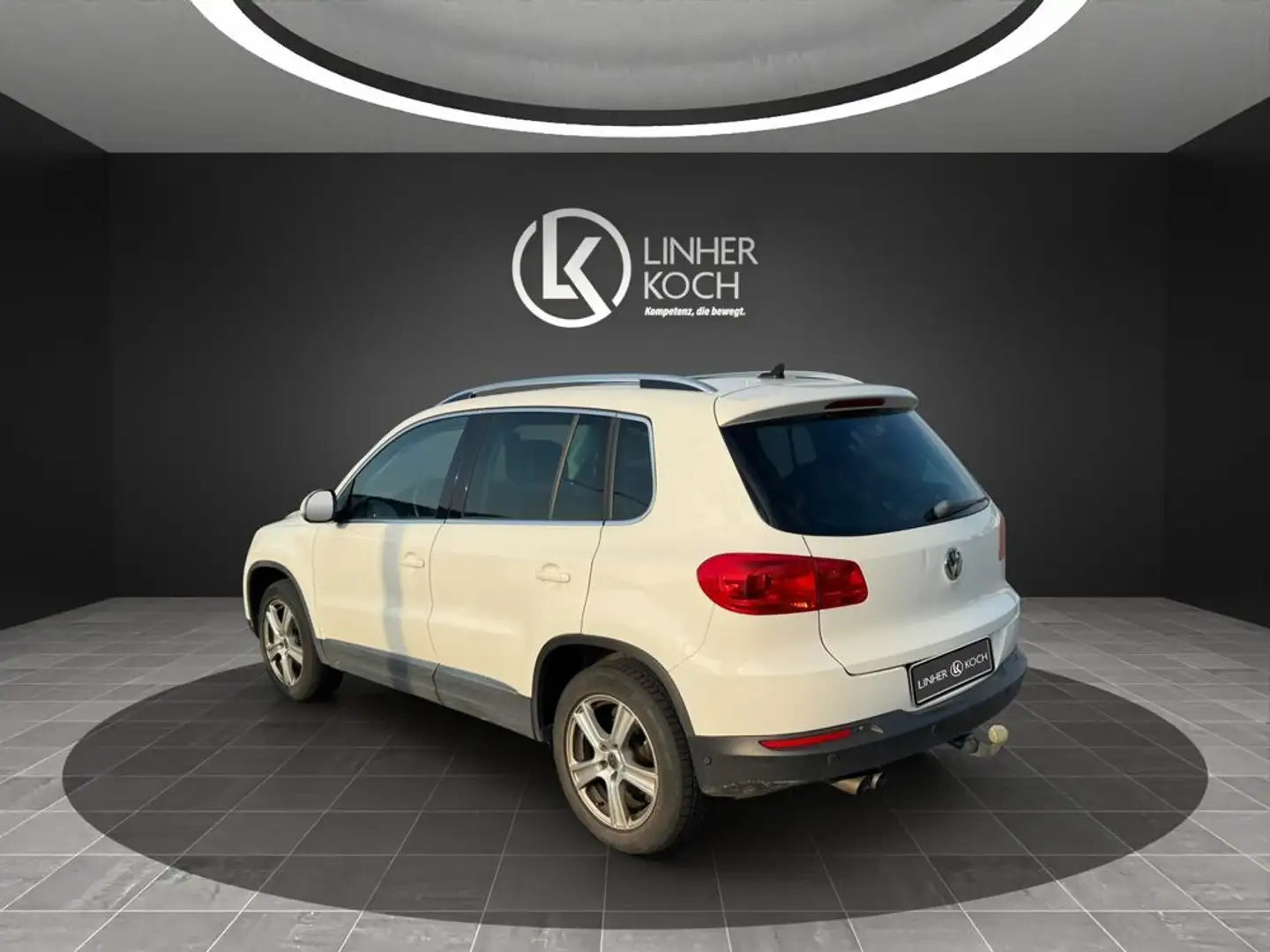 Volkswagen Tiguan Sky TDI 4mot DSG ''LEDER+AHV+DCC+KAMERA'' Weiß - 2