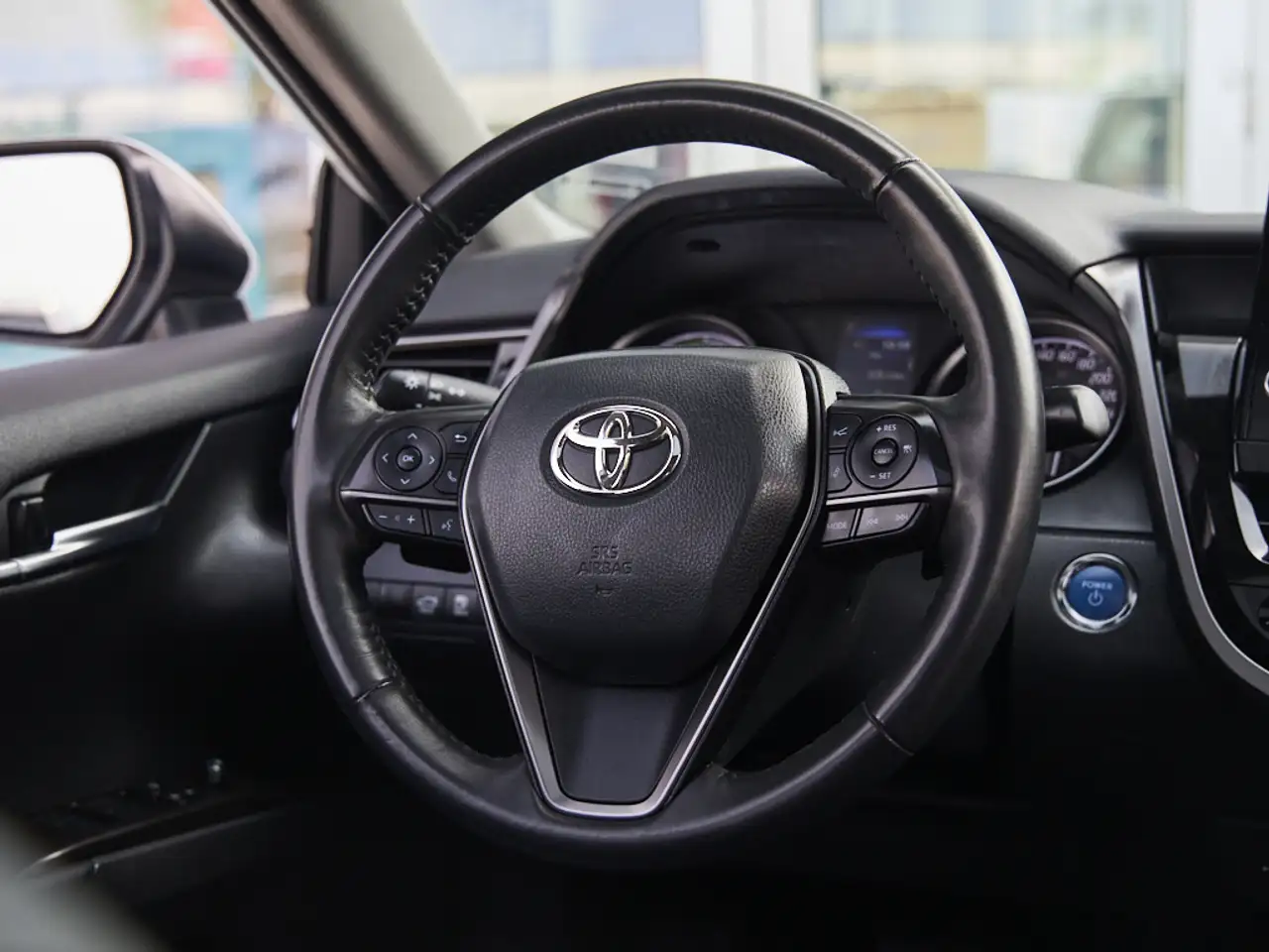 Toyota Camry снимка Toyota Camry