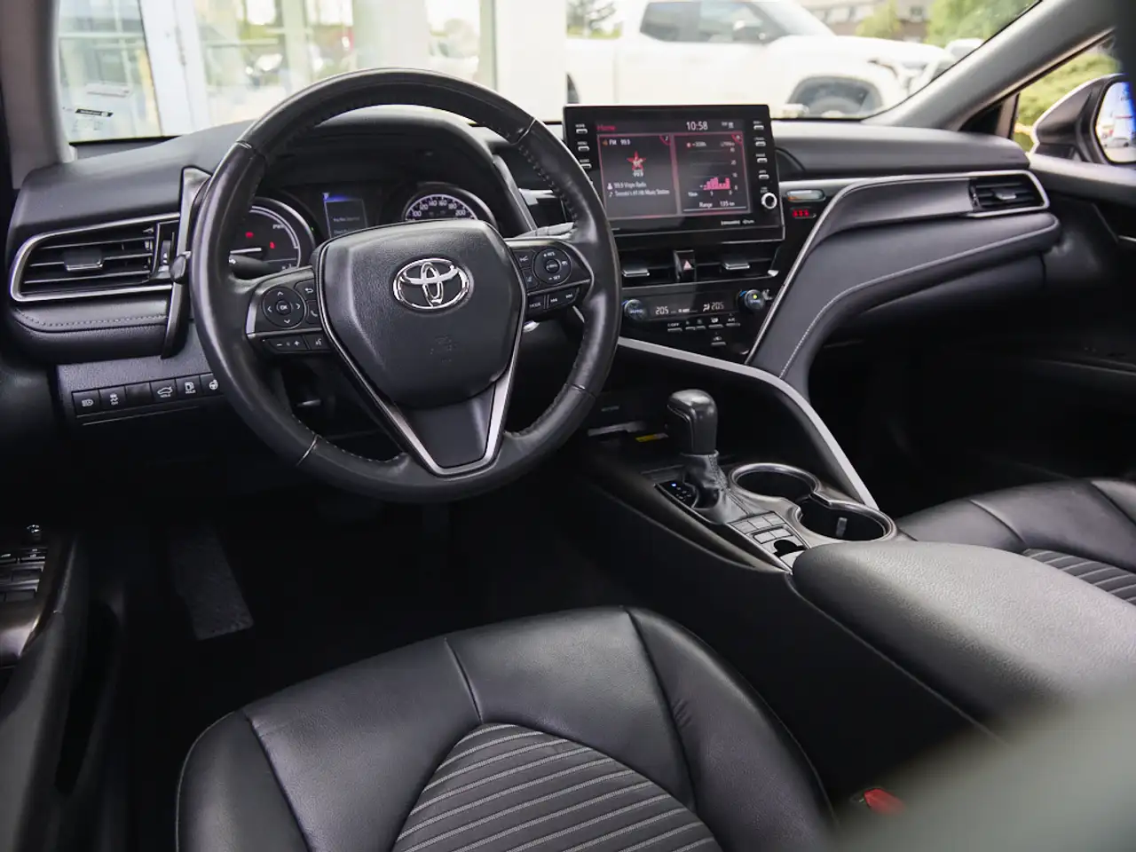 Toyota Camry снимка Toyota Camry