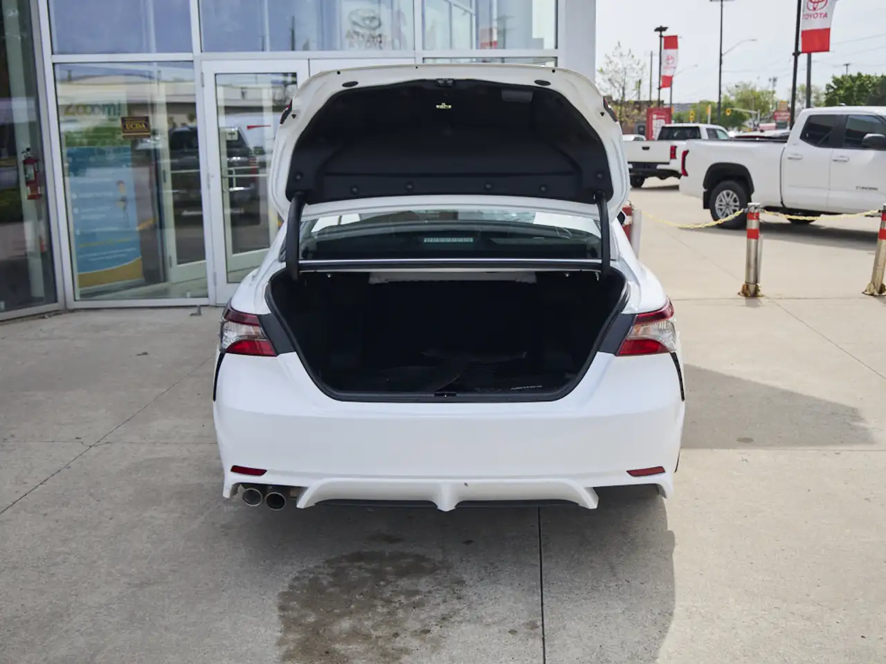 Toyota Camry снимка Toyota Camry