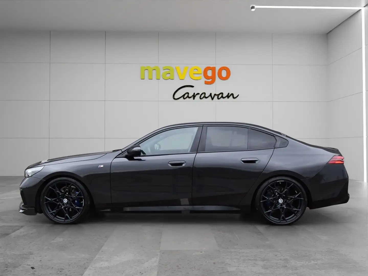 BMW 520 d M Sport Pro Aut. *NP90.000 EURO*AHK*360*ACC* Gris - 2