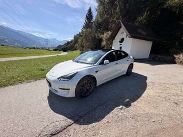 Tesla Model 3 SR+ Facelift NMC, Wärmepumpe, USS Li