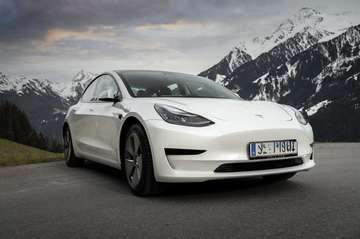 Standard Range RWD Plus 57,5kWh