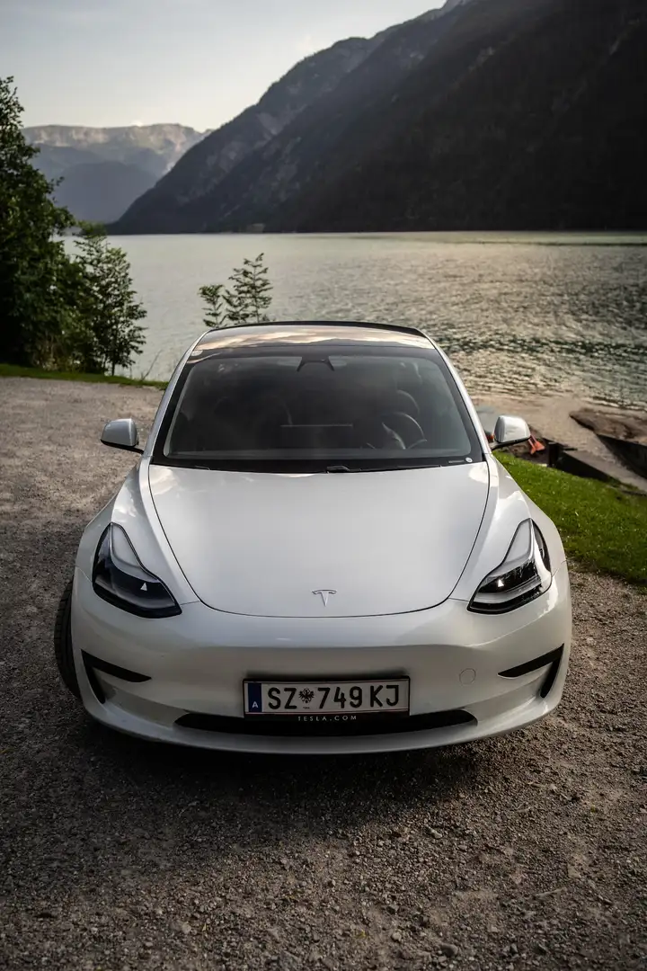 Tesla Model 3 Tesla Model 3 SR+ Facelift NMC, Wärmepumpe, USS Limousine Weiß - 2