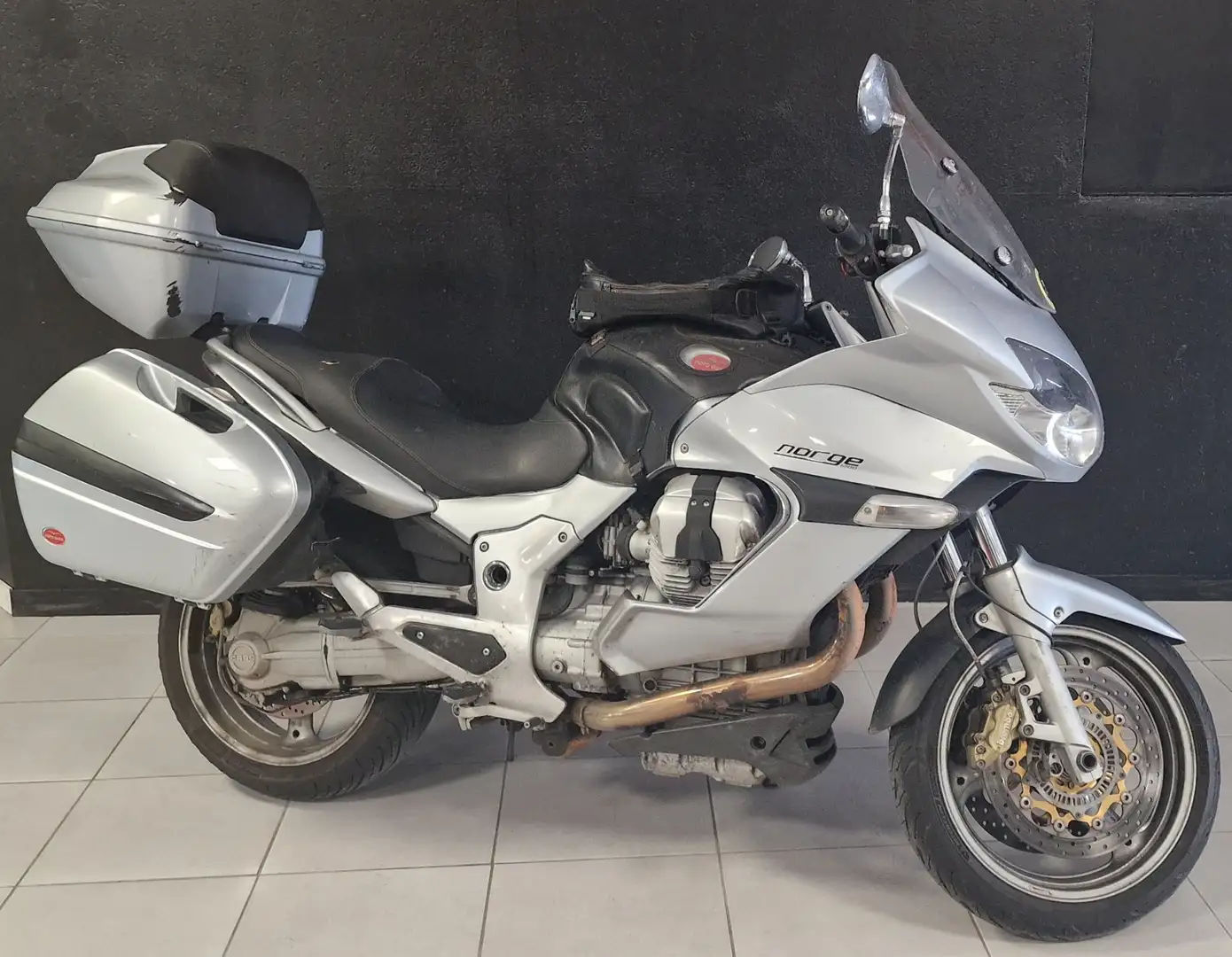 Moto Guzzi Norge 1200 Gris - 1