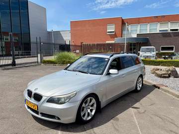 V8 333PK/AUTOMAAT/LEDER/XENON/PANORAMDAK/259DKM