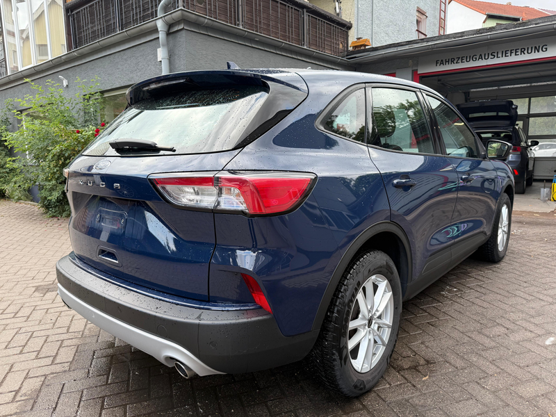 Ford Kuga 1.5 TDCi Cool & Connect LED+NAV+SHZ+AHK+PDC — photo 4
