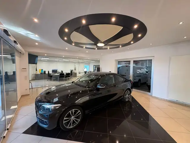 BMW 230 i Coupe  Sport Line *T-Leder*PDC*Xenon**