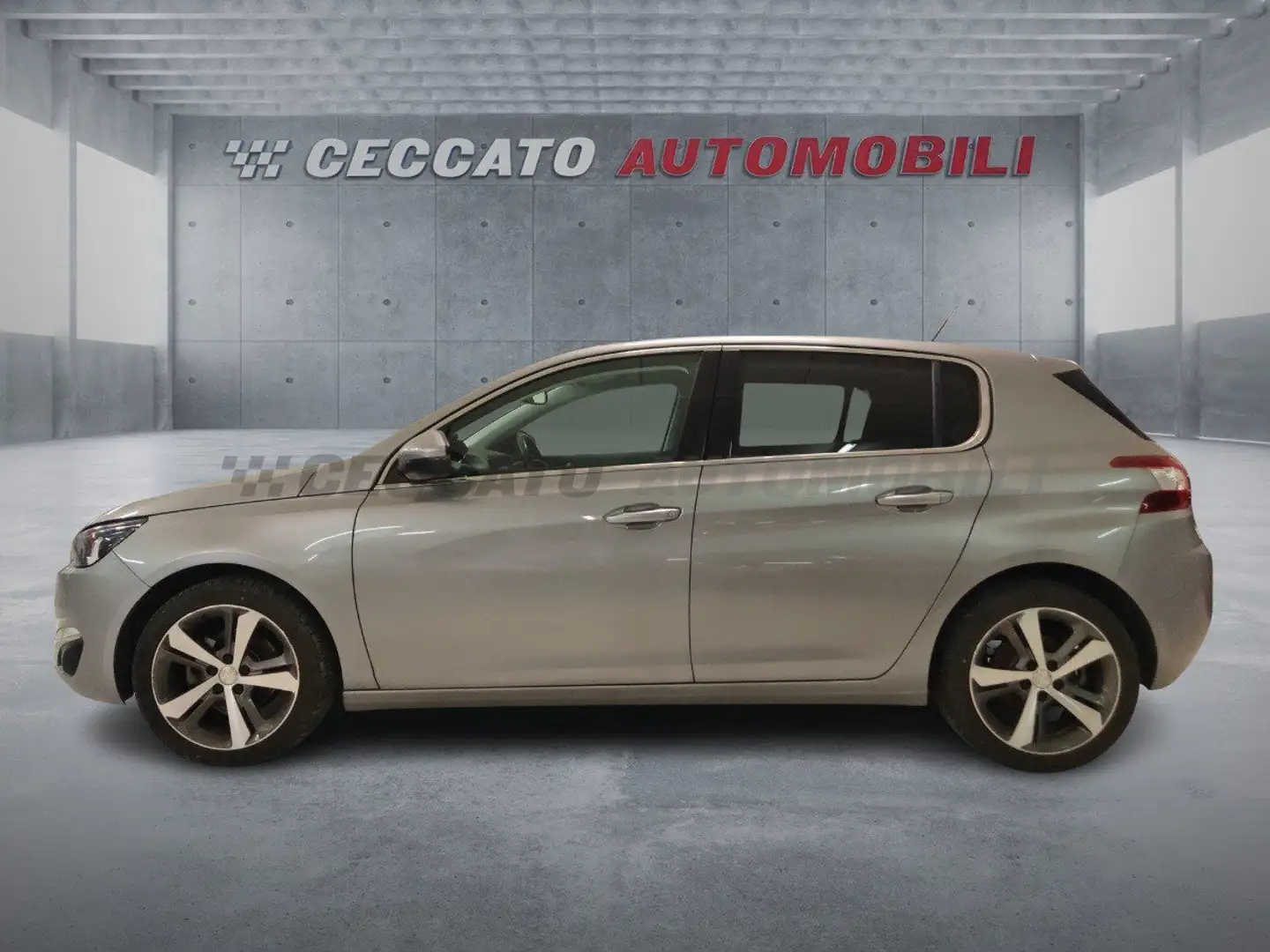 Peugeot 308 II 2013 5p 1.6 bluehdi Allure s&s 120cv Zilver - 2