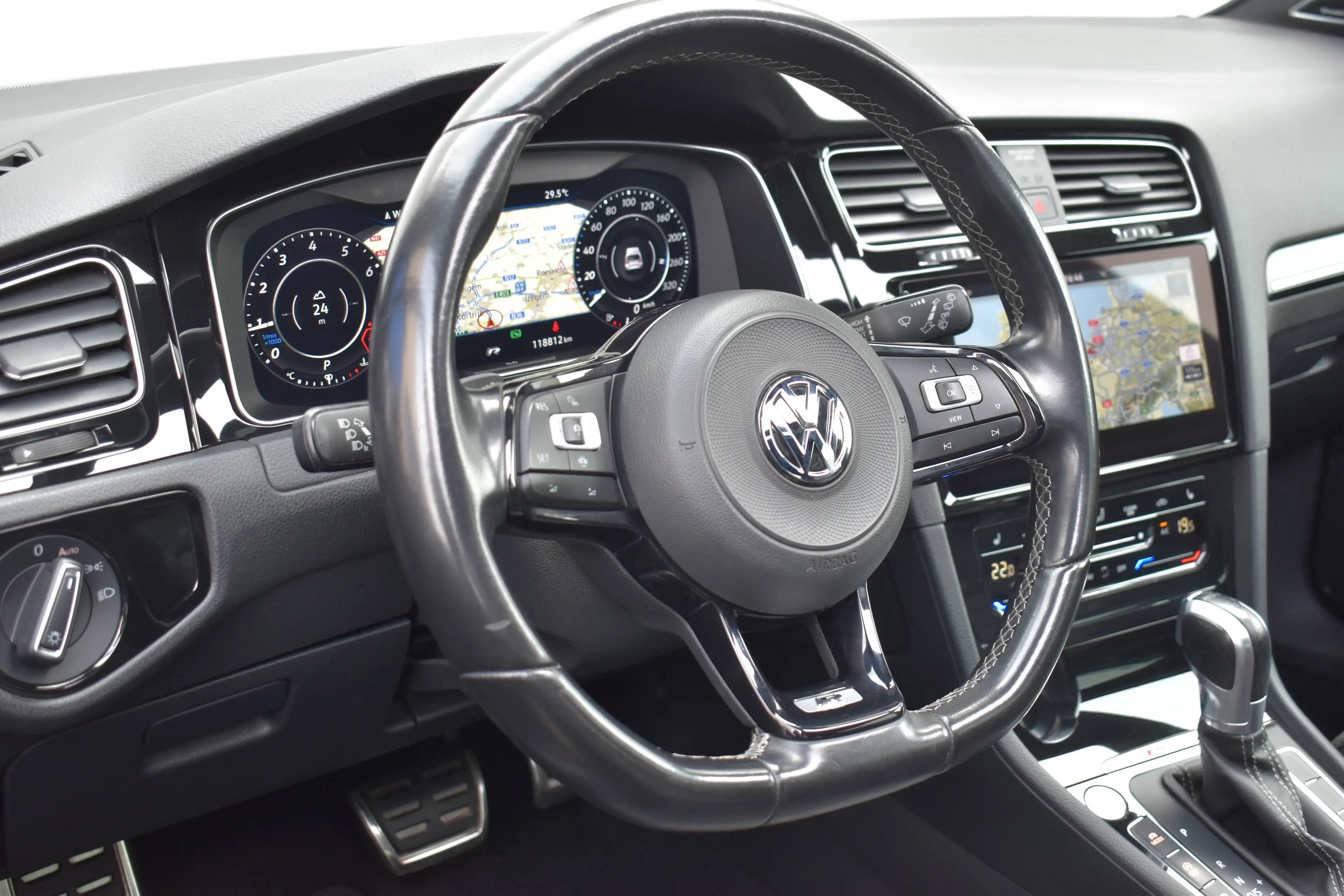Volkswagen Golf R 2.0TSI 4Motion || Pano-dak || Camera || Virt cockpit || Zetelverwarming — photo 10