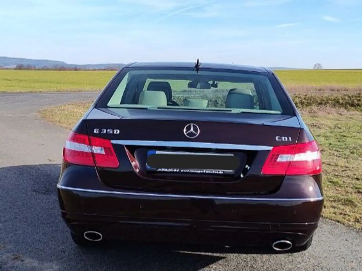 Mercedes-Benz E 350 E 350 CDI DPF BlueEFFICIENCY 7G-TRONIC Elegance Hnědá - 2