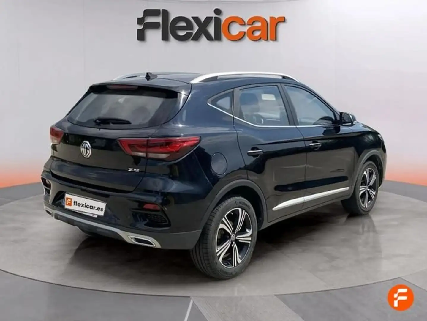 MG ZS 1.5 Comfort Negro - 2