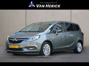 1.4 Turbo Edition 7p. 140PK | Navigatie | Achterui