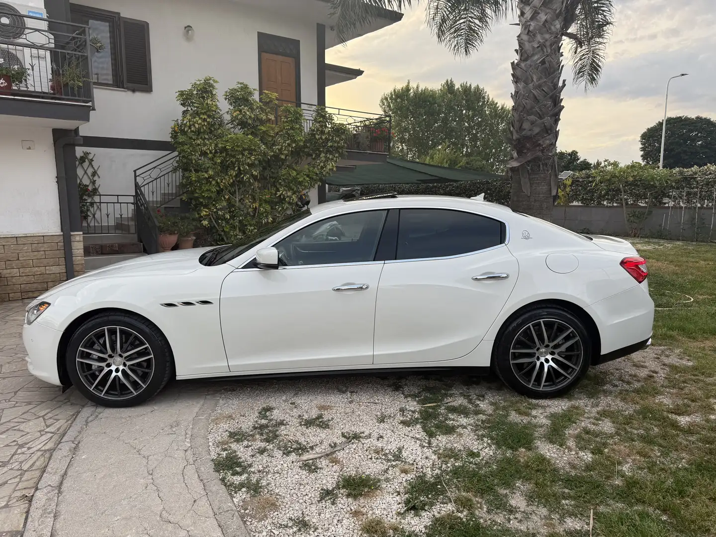 Maserati Ghibli 3.0 V6 ds 275cv auto my16 E6 - 2