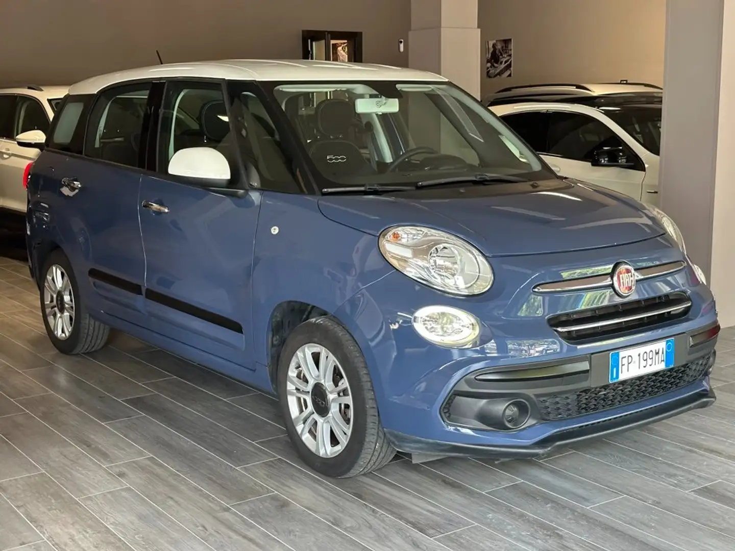 Fiat 500L 500L Wagon 1.3 mjt 95cv - Neopatentati Blu/Azzurro - 1