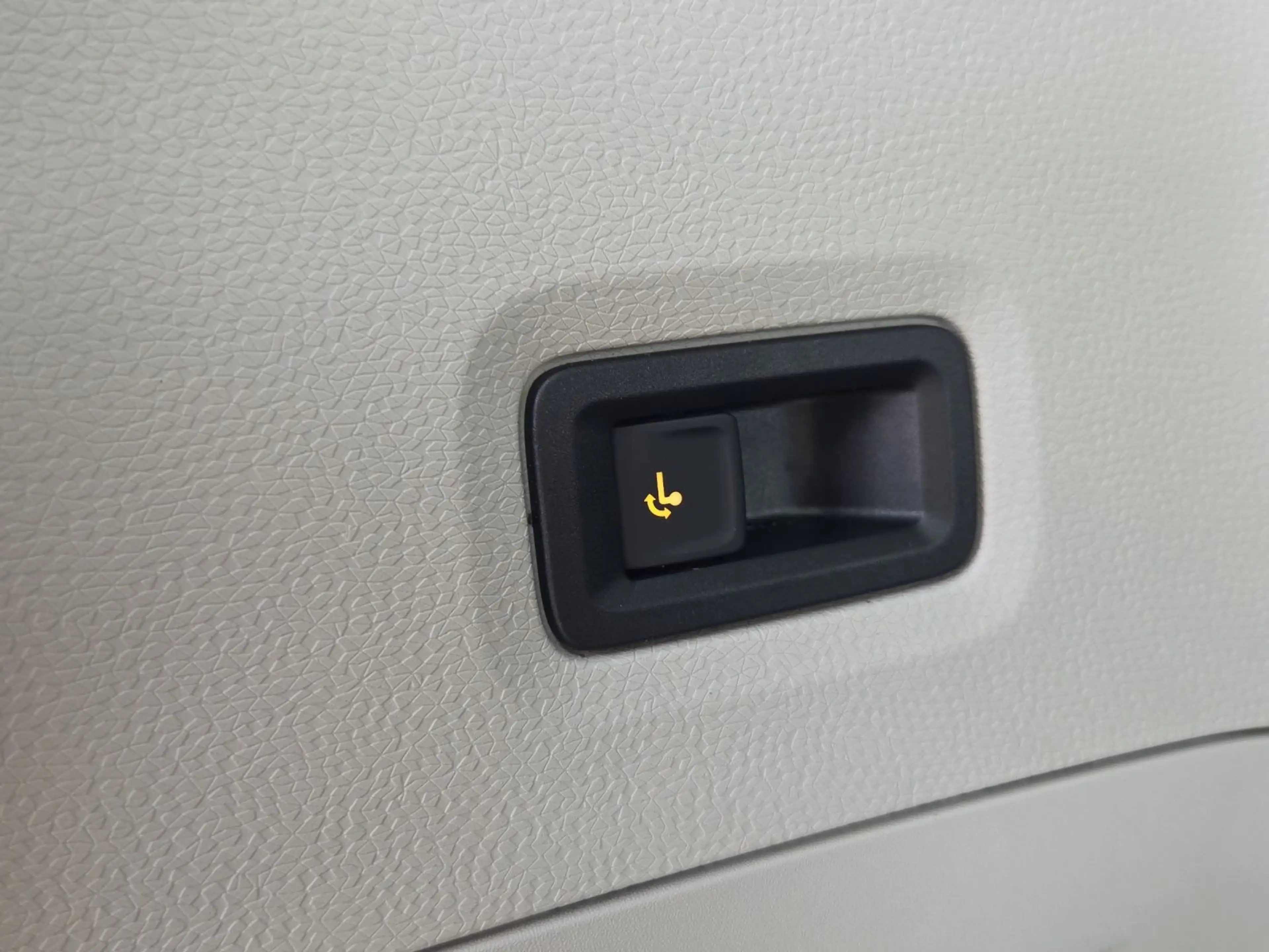 Volkswagen ID. Buzz ID.Buzz Pro Navi*AHK*IQ-Light*Easy-Open*Keyless* — photo 15