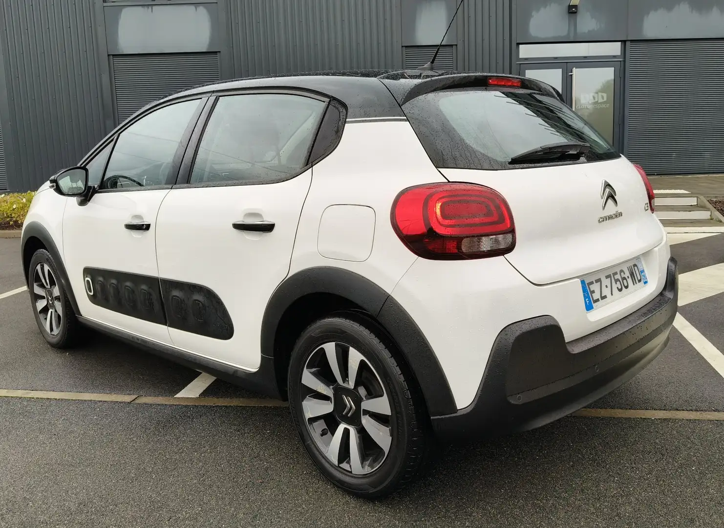Citroen C3 1.2 vti  82 édition shine Shine - 2