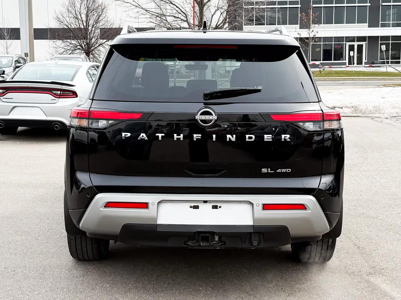 Nissan Pathfinder снимка Nissan Pathfinder