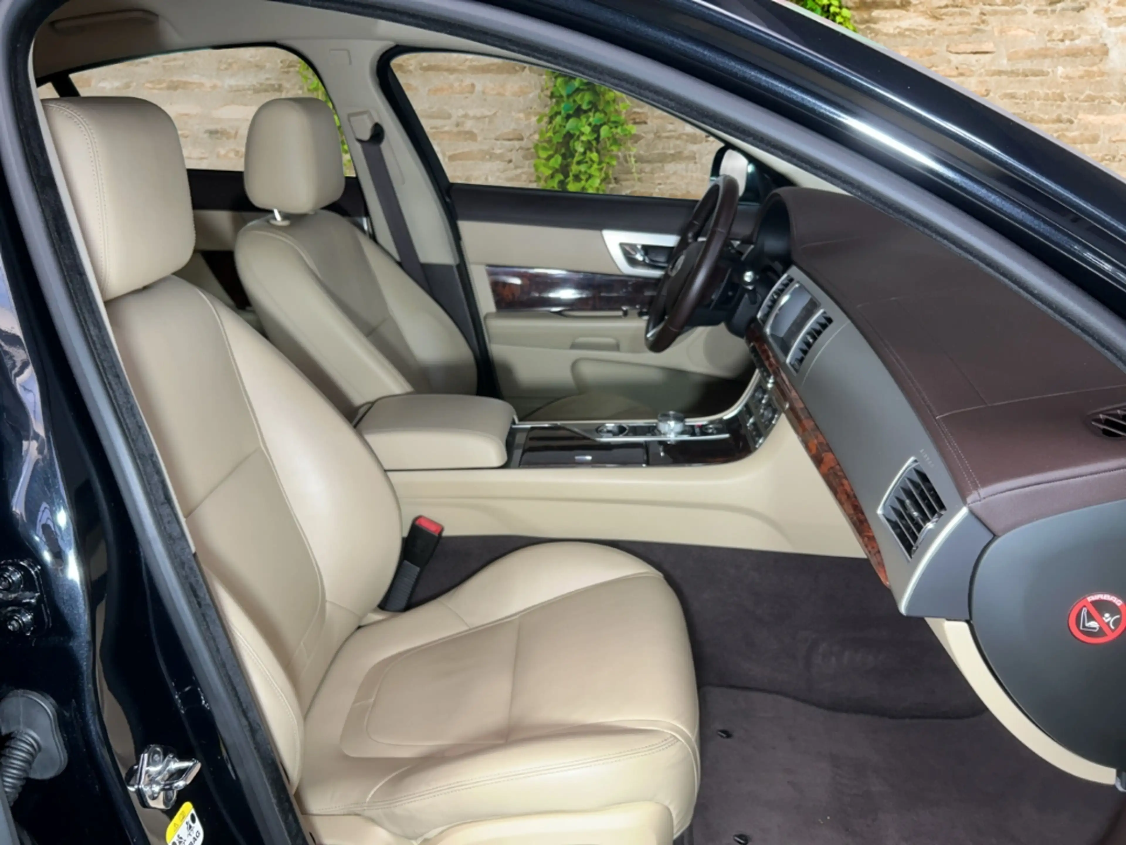 Jaguar XF Jaguar 5.0l V8 Kamera Keyless — photo 3