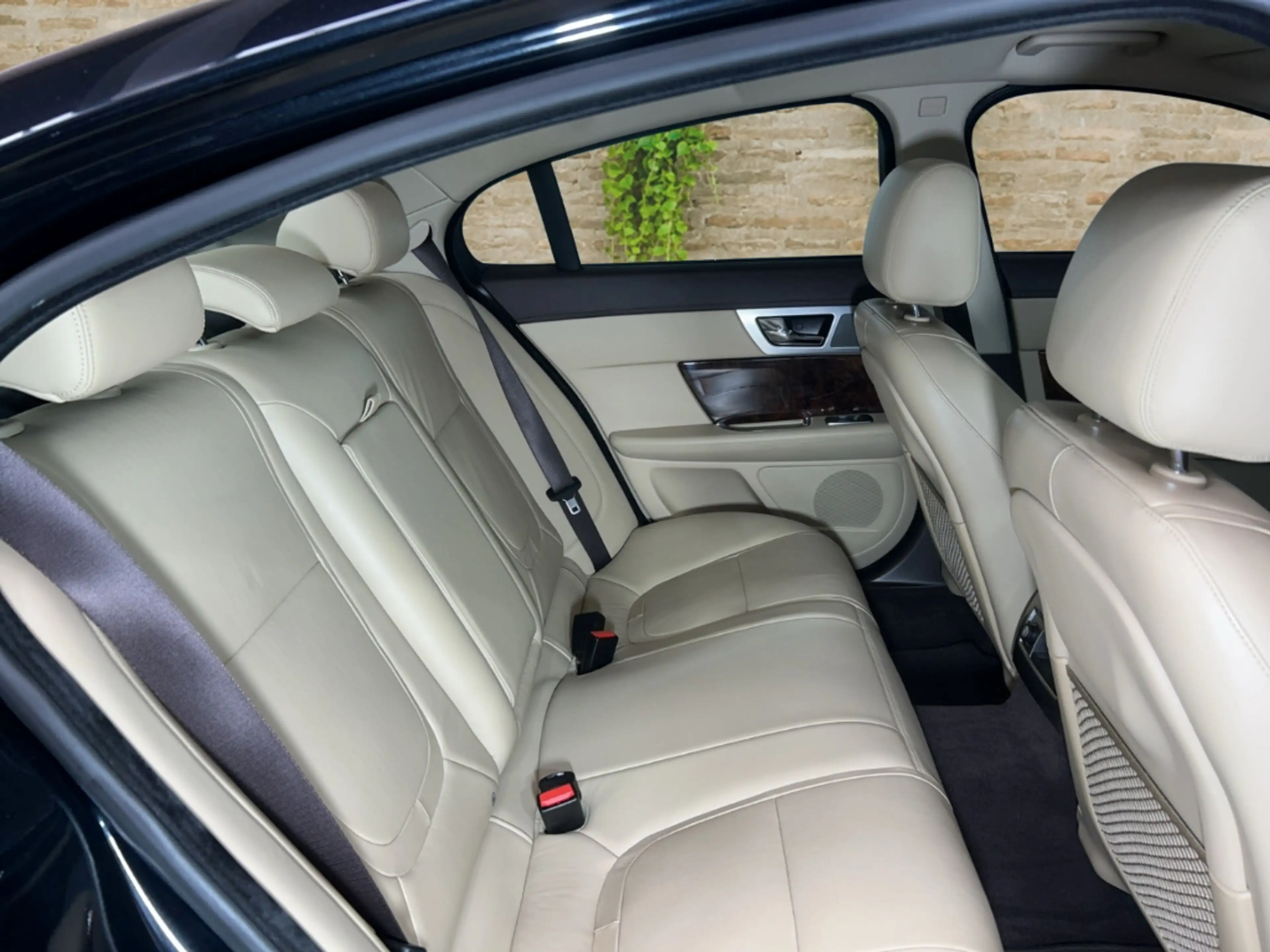 Jaguar XF Jaguar 5.0l V8 Kamera Keyless — photo 5