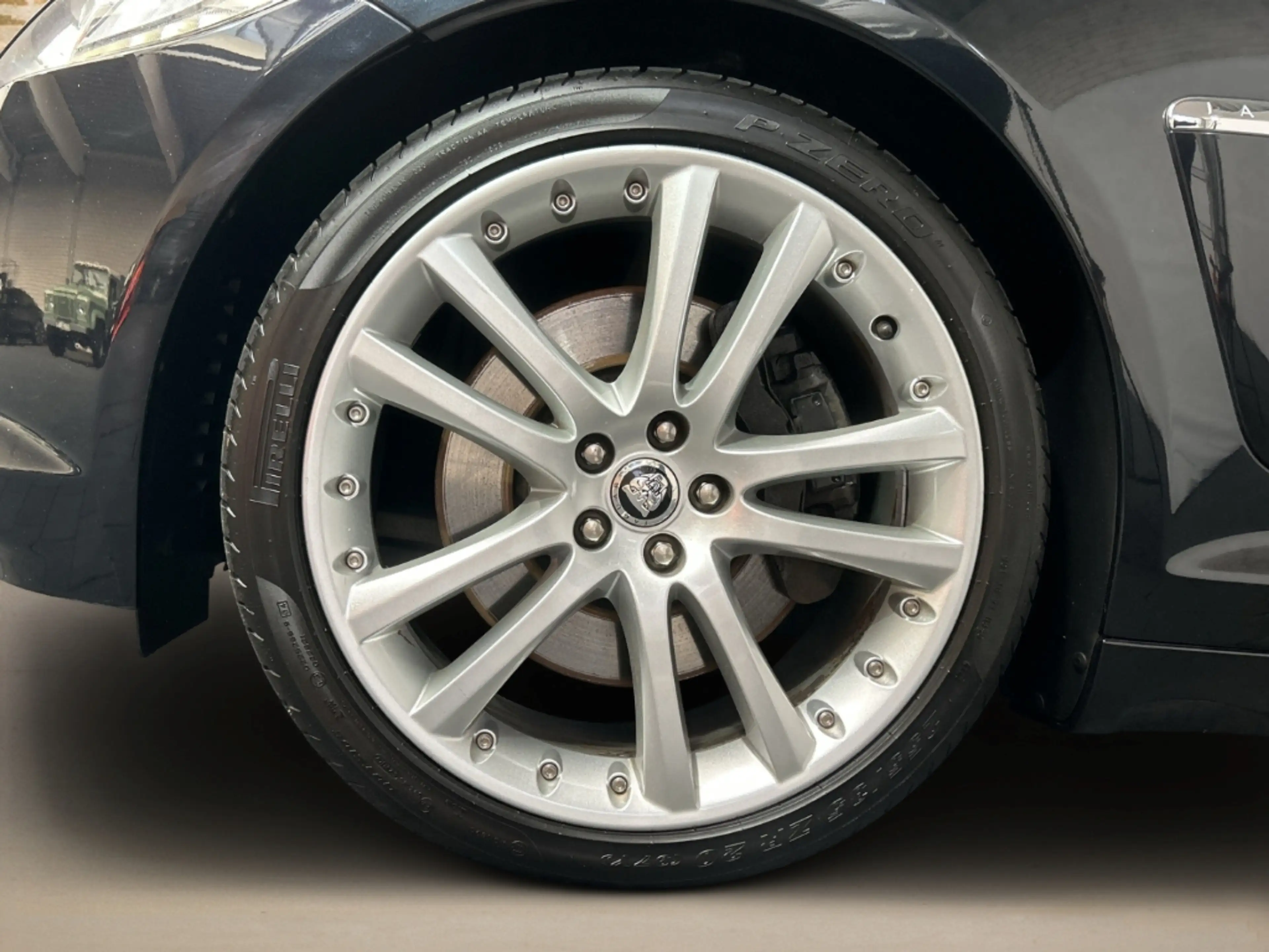 Jaguar XF Jaguar 5.0l V8 Kamera Keyless — photo 9