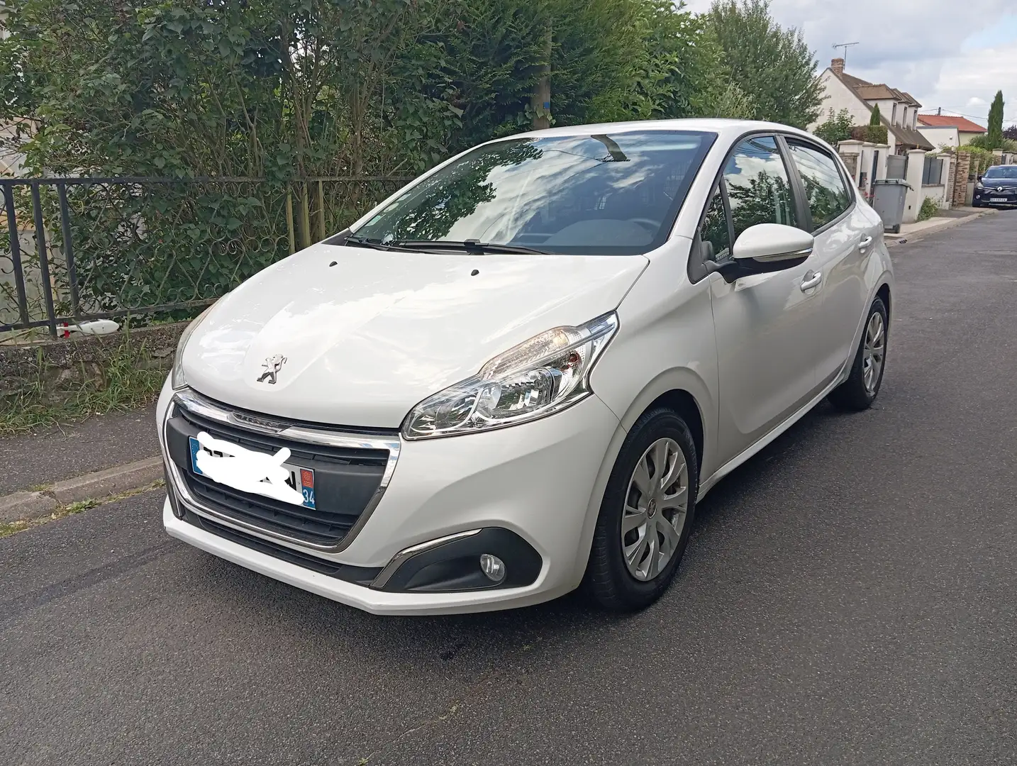 Peugeot 208 208 AFFAIRE 1.6 BLUEHDI 75 BVM5 PACK CLIM NAV Blanc - 1
