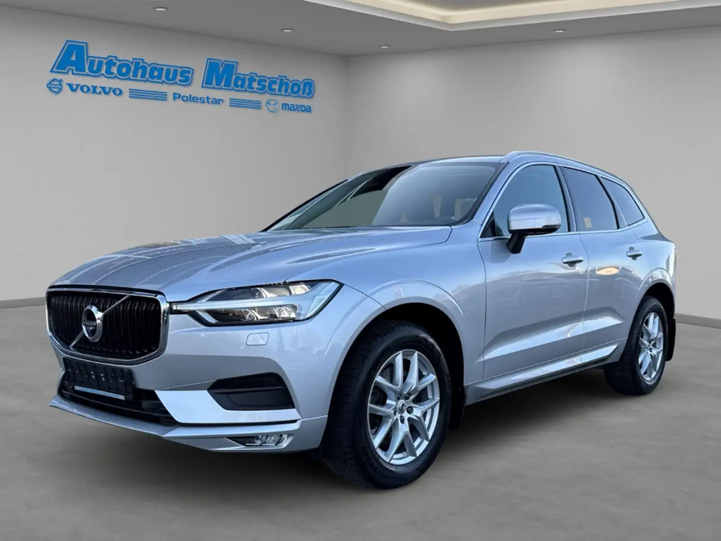 Volvo XC60 B5 Momentum Pro AWD HUD StandHZG AHK Navi Digitale Silber - 1