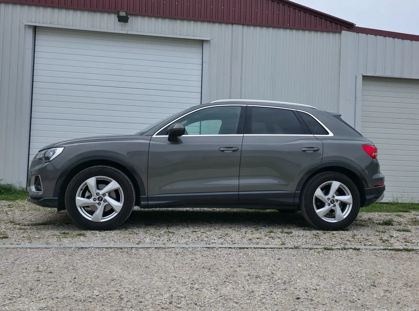 Audi Q3 Q3 35 TFSI S tronic advanced Grau - 2