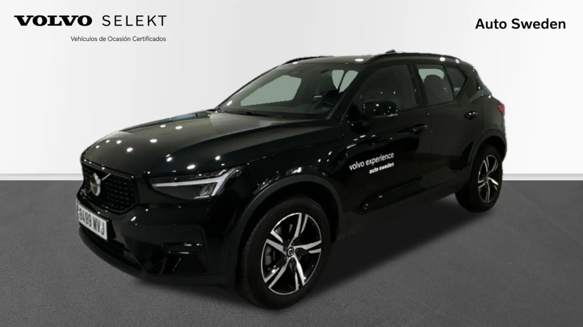 Volvo XC40 2.0 B3 PLUS DARK AUTO 5P - 1