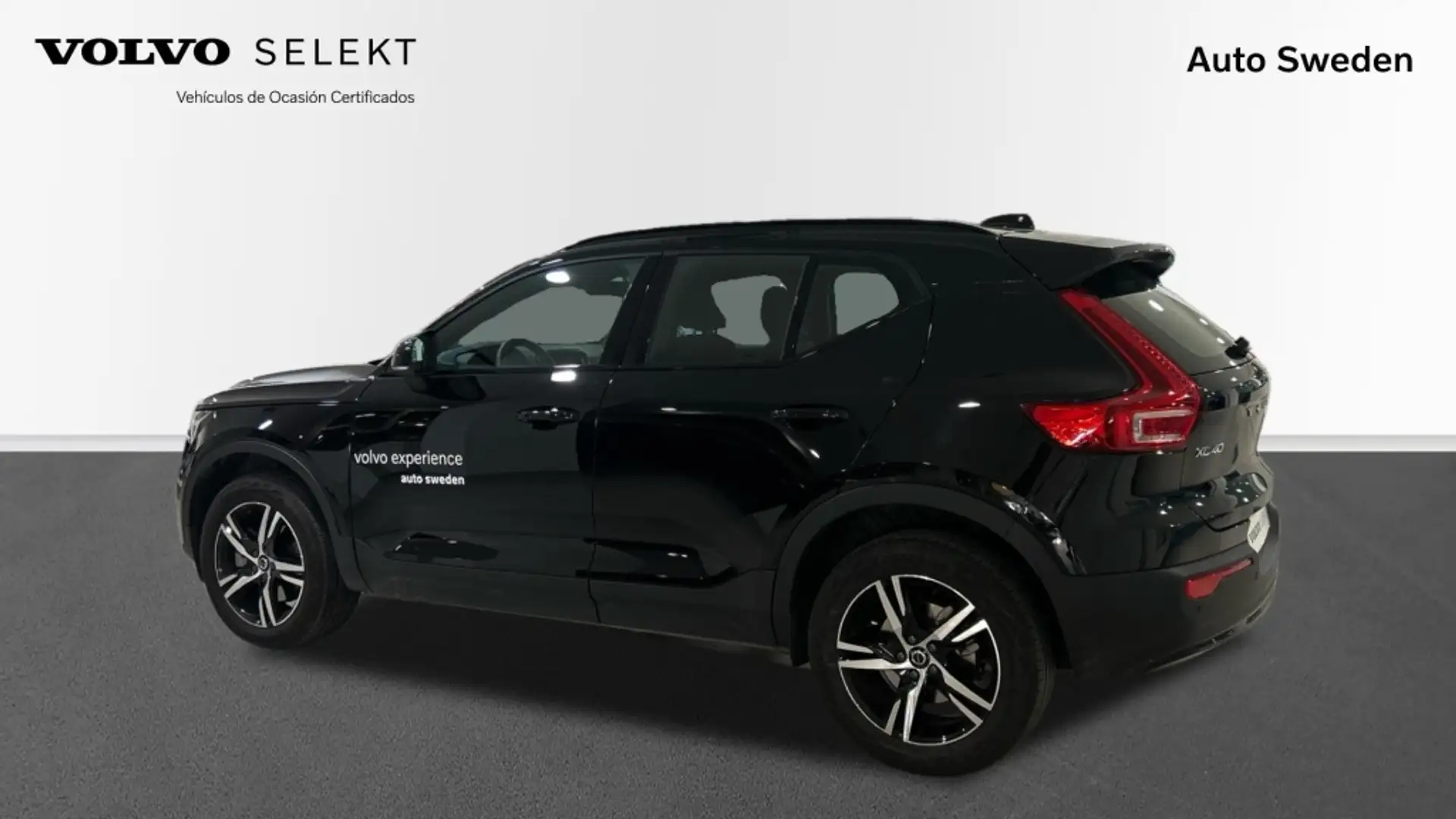 Volvo XC40 2.0 B3 PLUS DARK AUTO 5P - 2