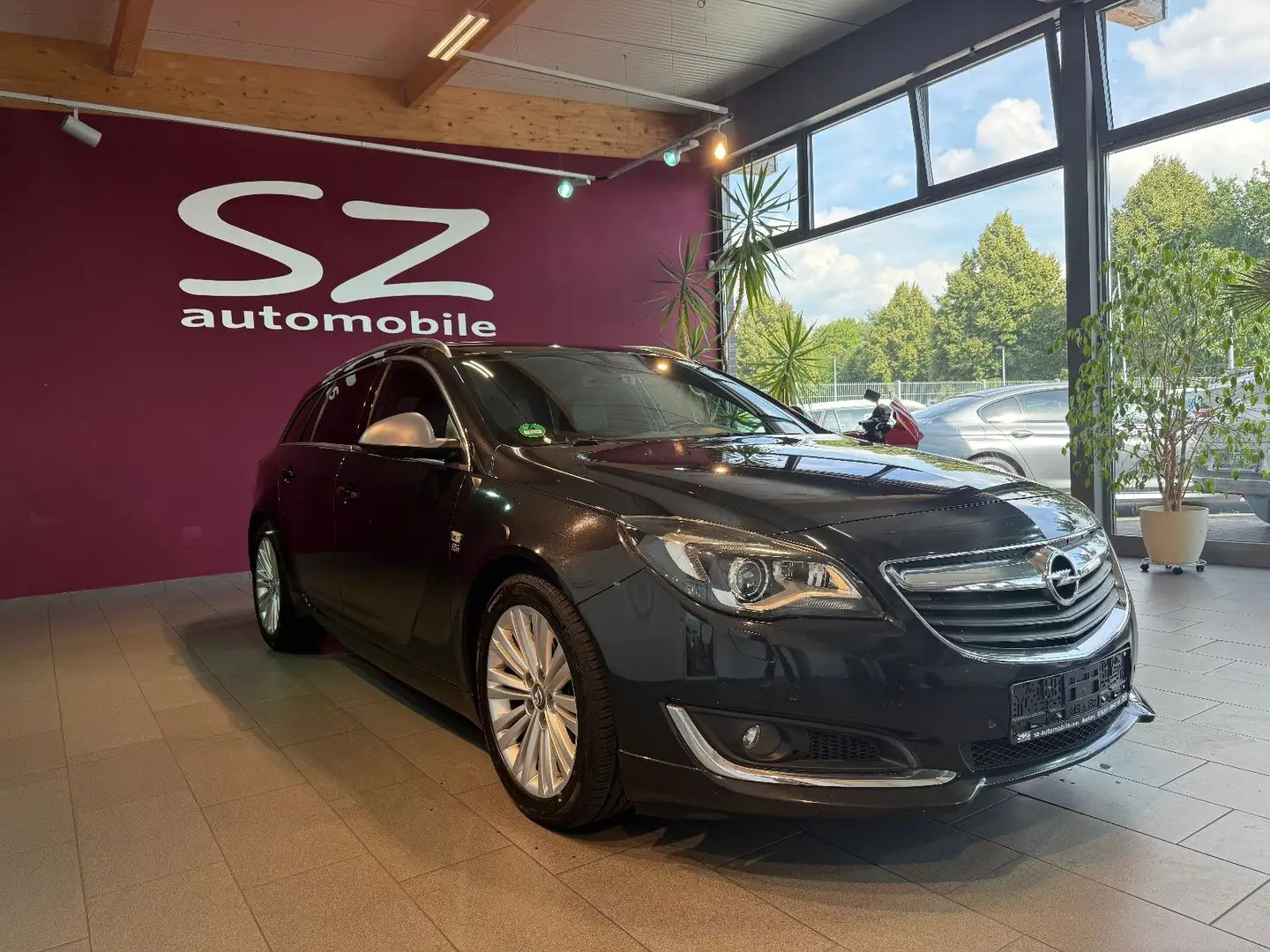 Opel Insignia A Sports Tourer SW*Tempomat*AHK*Memory* Schwarz - 1