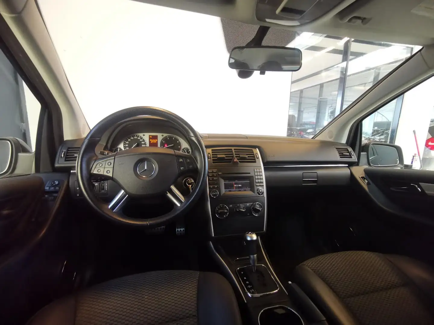 Mercedes-Benz B 150 Business Class | AUT | AIRCO | CRUISE | TREKHAAK | Negru - 2