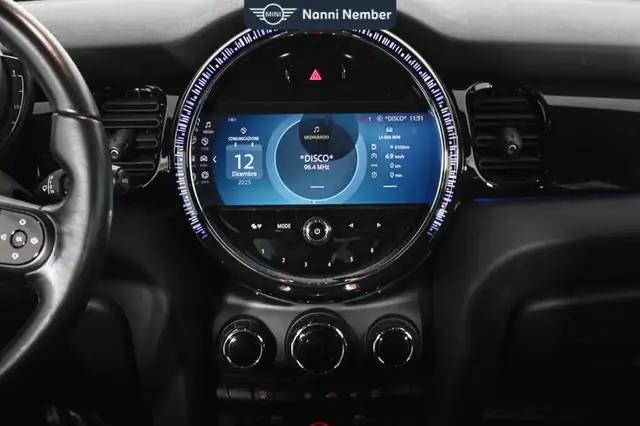 Mini One view 12