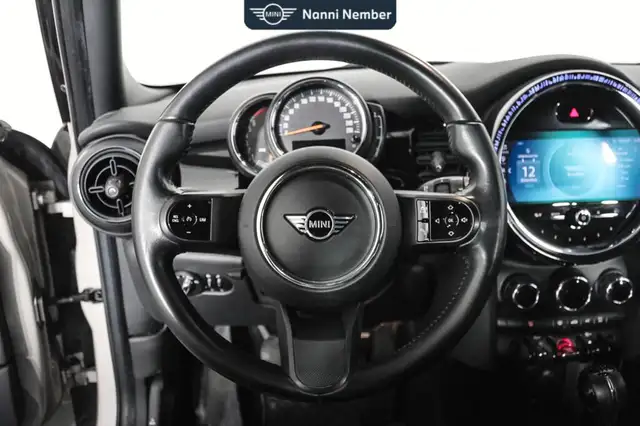Mini One view 10
