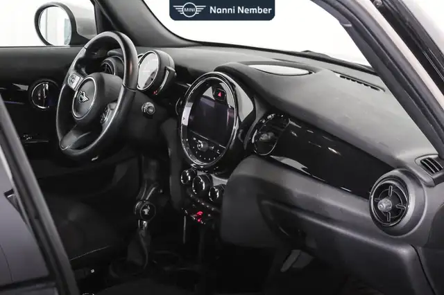 Mini One view 8