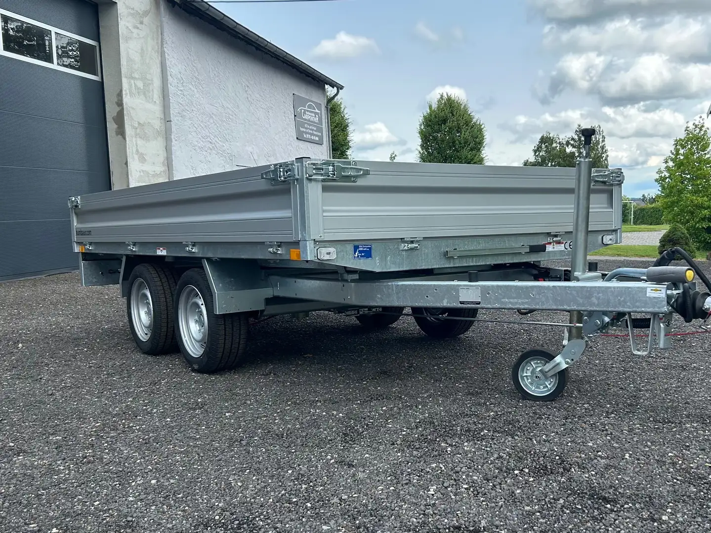 Humbaur HUK 303117 E-Pumpe Heckkipper - 1