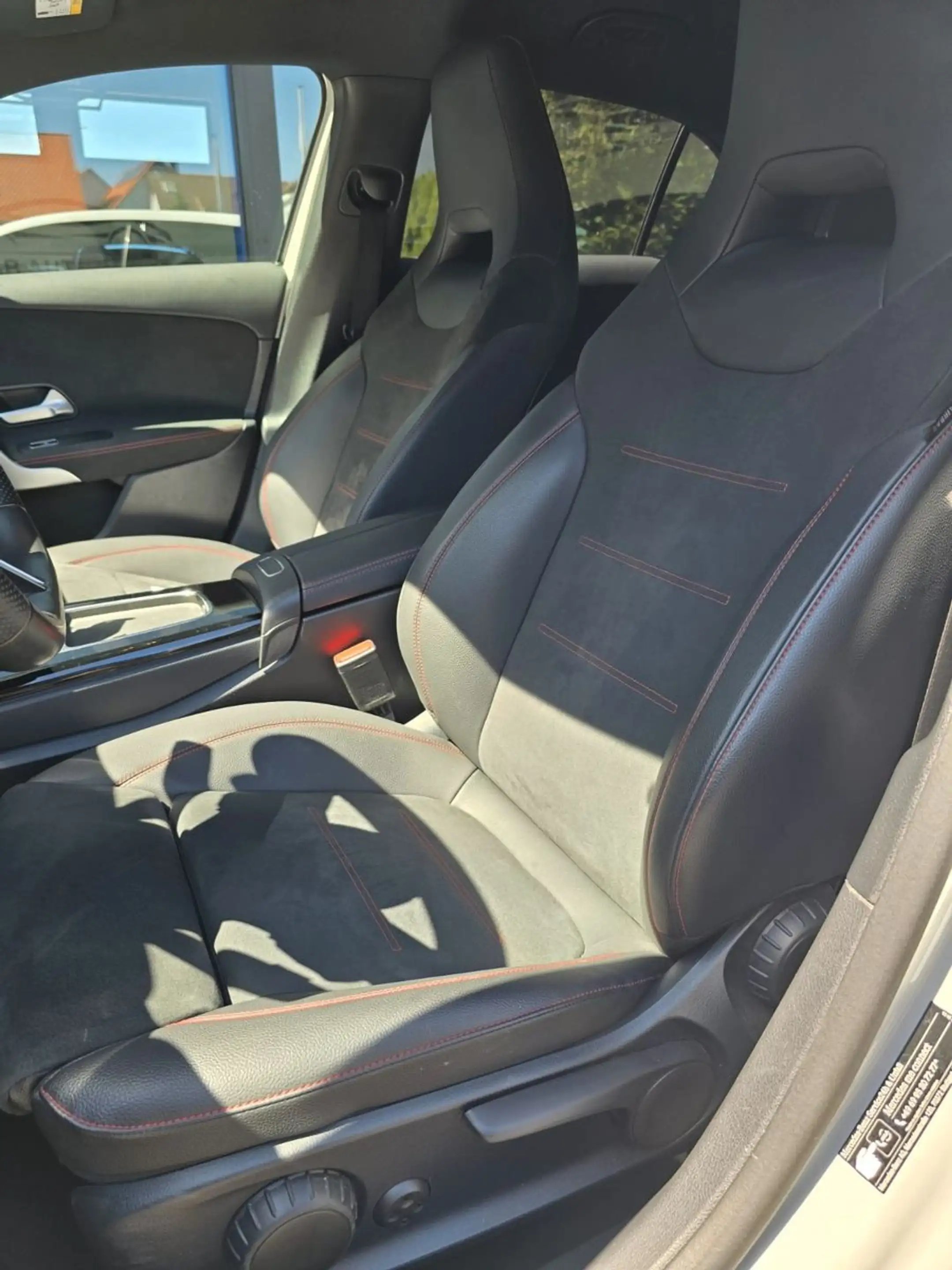 Mercedes-Benz A 180 ALU, PDC, KLIMA, AMG PAKET, LED, AUTOMATIK — photo 10