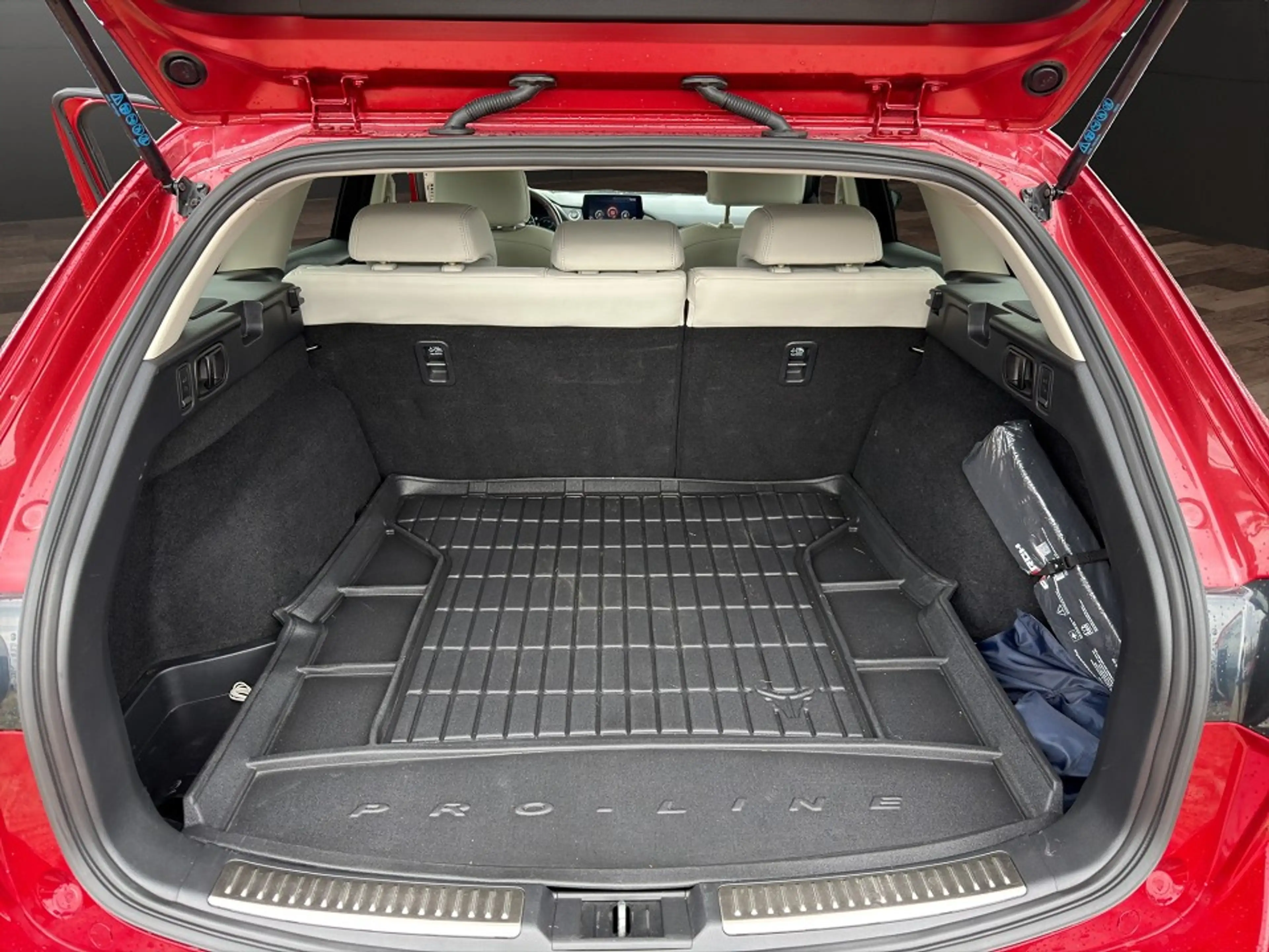 Mazda 6 Diesel Sports-Line Automatik LEDER KAMERA HEAD-UP — photo 9