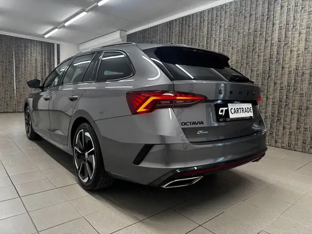 Skoda Octavia view 6