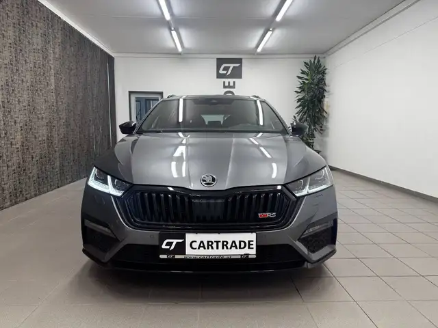 Skoda Octavia view 3