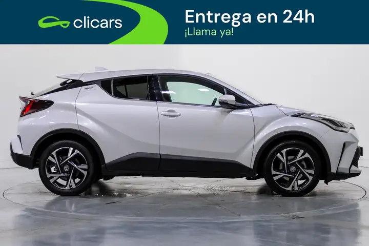 Toyota C-HR 2022, foto 7