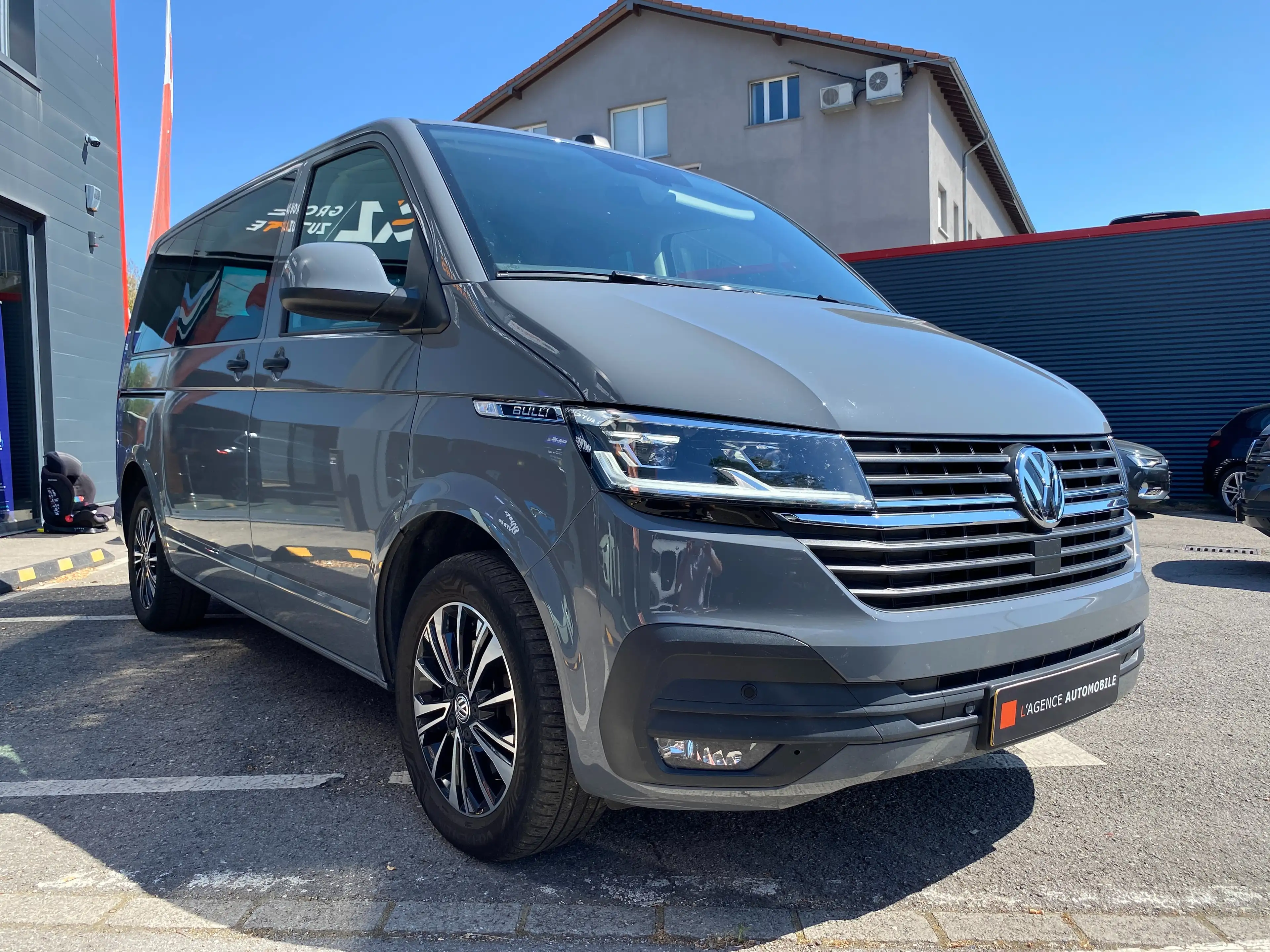 Volkswagen T6.1 Multivan Multivan T6.1 Kurz DSG Comfortline — photo 4