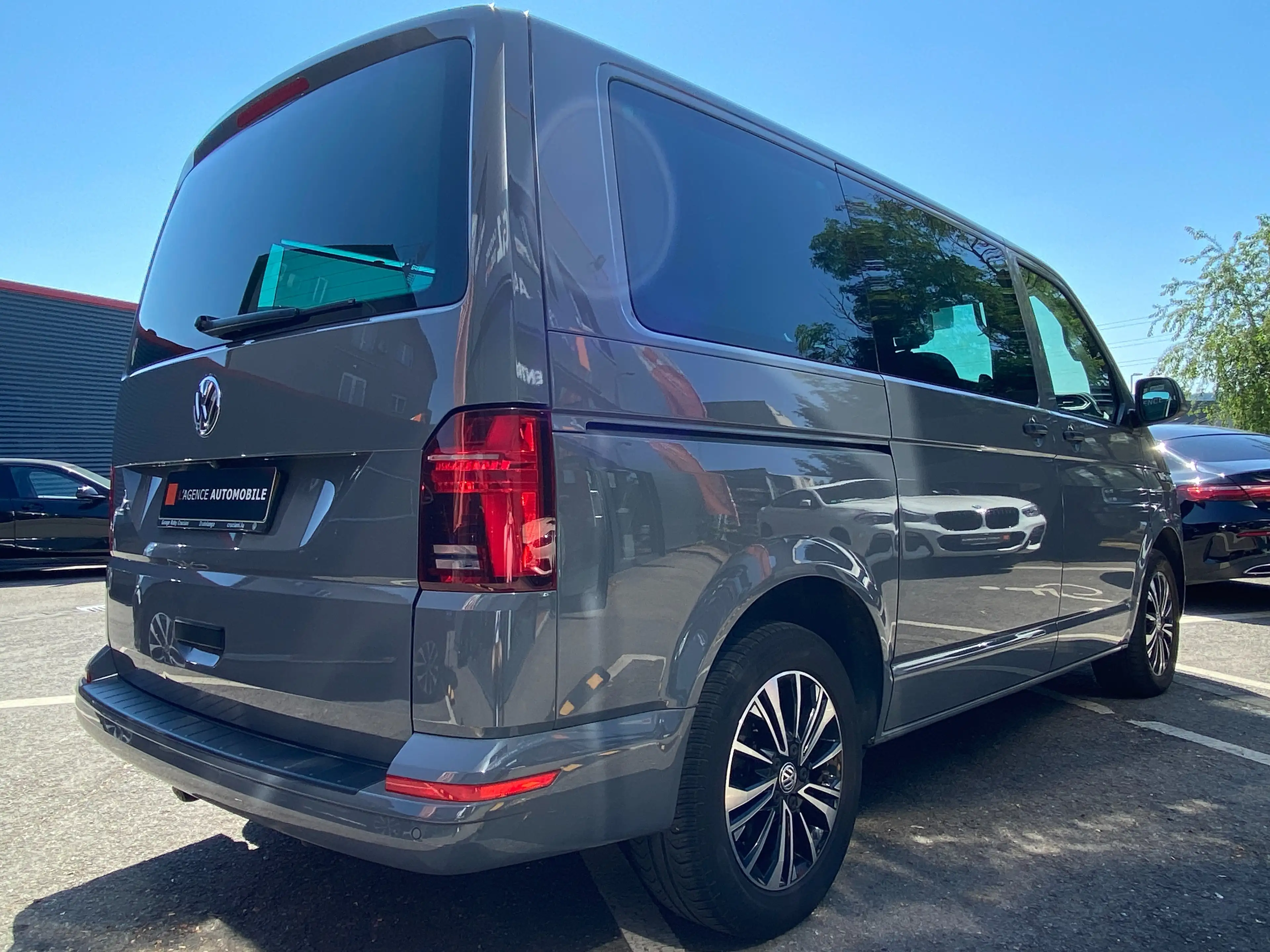 Volkswagen T6.1 Multivan Multivan T6.1 Kurz DSG Comfortline — photo 5
