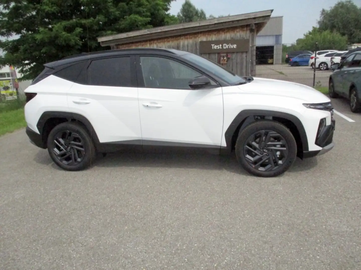 Hyundai TUCSON NX4 20th Anniversary 1,6 T-GDi HEV 2WD AT t5ha1 Schwarz - 2