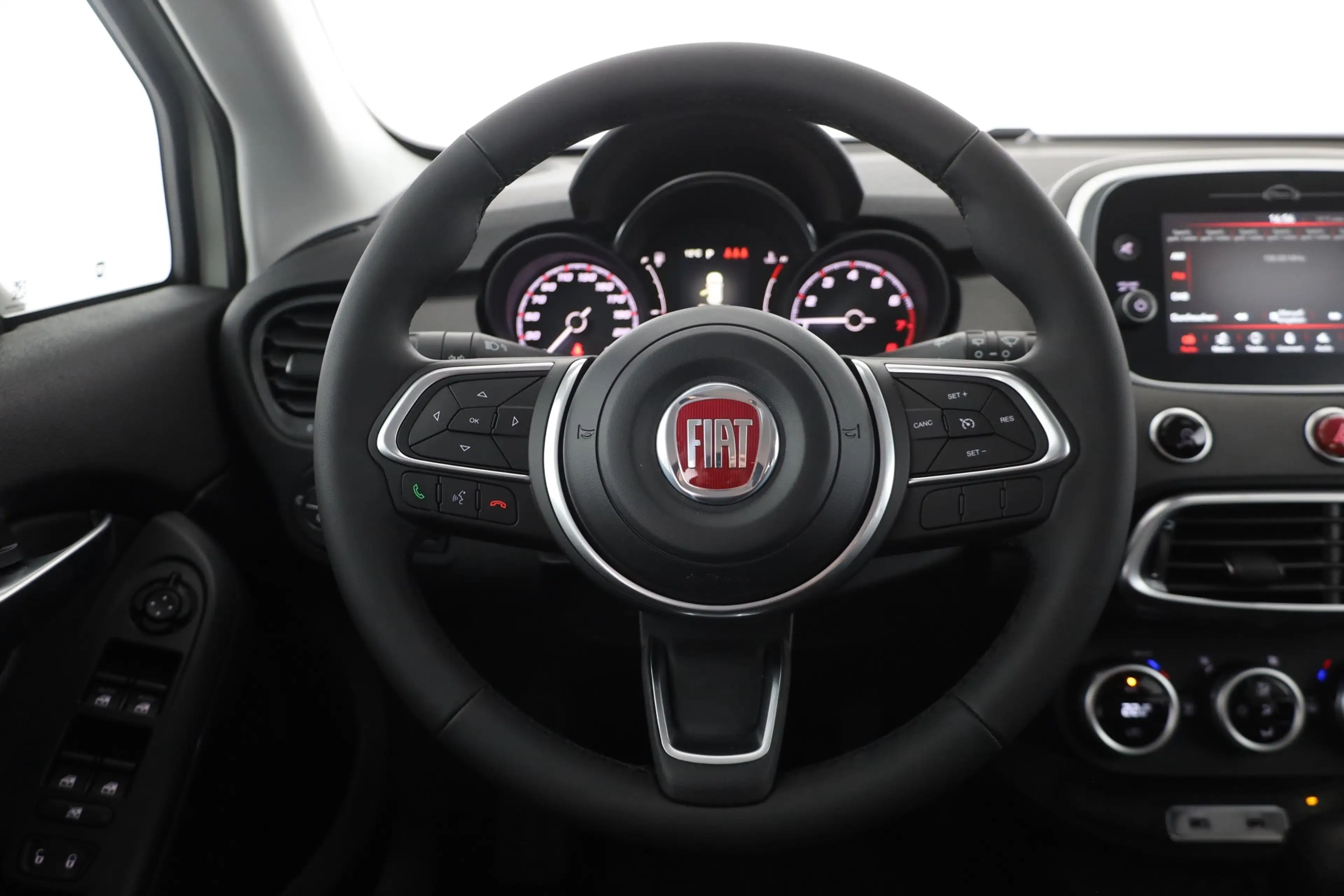 Fiat 500X 1.4T Aut. LED Kamera Tempomat App-Connect — photo 14
