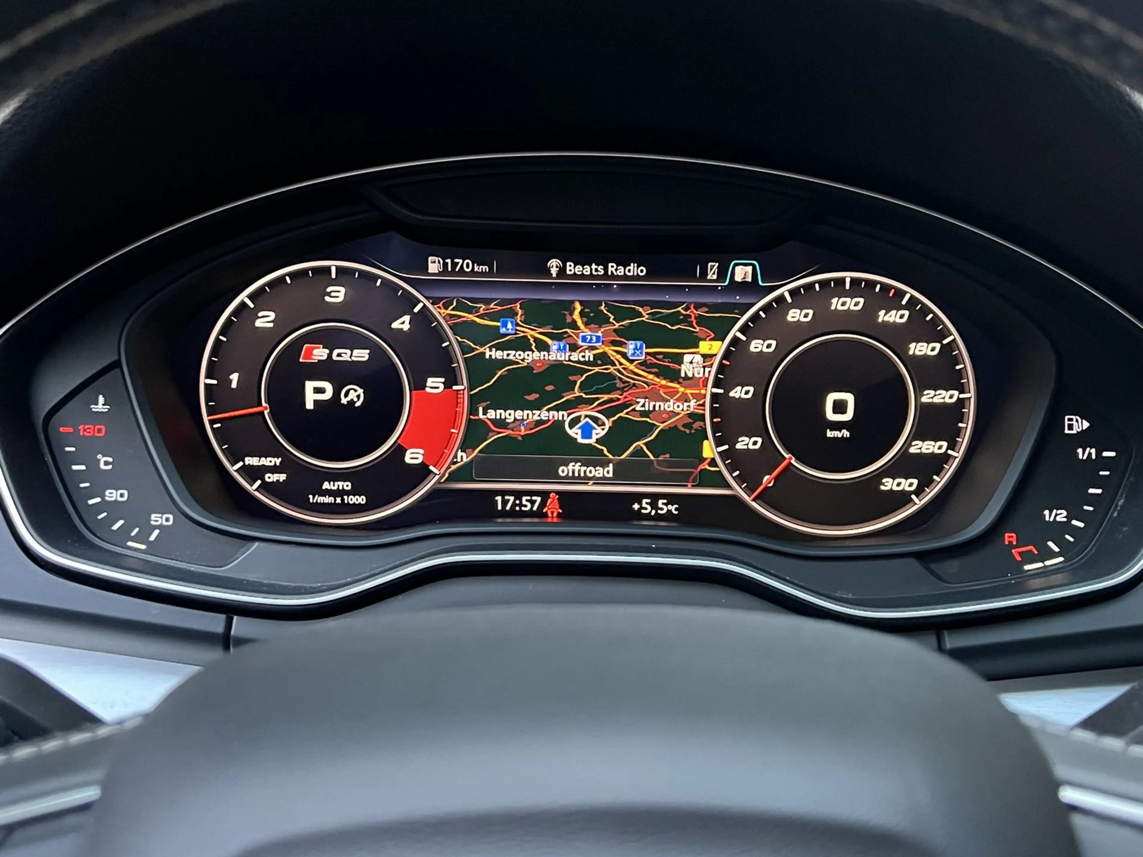 Audi SQ5 3.0 TDI quattro Navi Kamera AHK DAB — photo 11